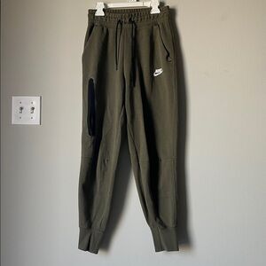 Nike Dark Green Sweatpants